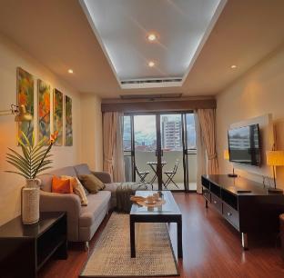 Jungle Dream King Bed Oasis w/ Balcony &amp; Fast WiFi