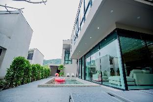 Kamala Beach Modern 3BR Pool Villa near Patong9pax