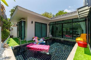 Kamala pool villa 4BR, close to beach