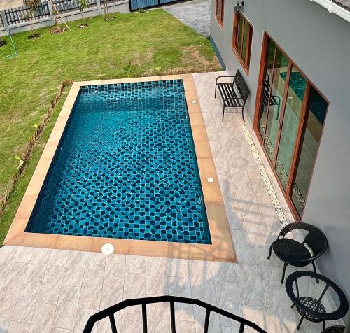 Kan Pool villa