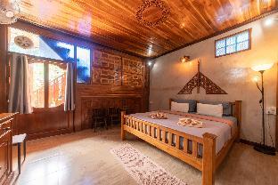 Kanecha's Home (Deluxe King Room)
