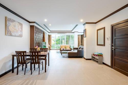 Karon View 2 Bed, 5 Minutes walk to Karon Beach 13