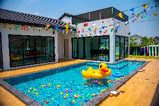 Ken&#039;s Pool Villa