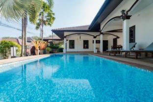 Kesorn Charming Authentic Thai Pool Villa Phuket