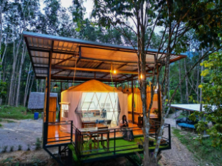 Khao Sok River Canoe&amp;Resort