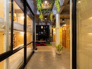 Khaosan Social Capsule Hostel