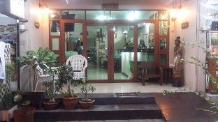 Khunmaiplace Room