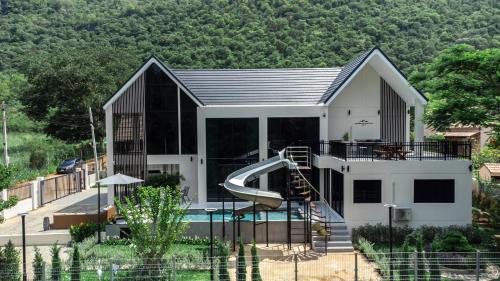 Khunnapat Pool Villa Khaoyai
