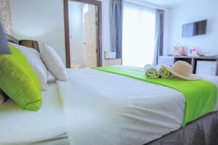 Ko Lanta Hotels and Working Space