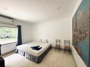 Kohchang stayin premium hotel beach street market