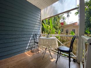 Kura House
