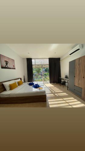 L&amp;P Guesthouse