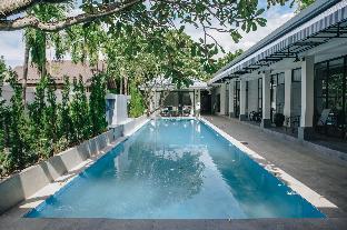 La Riva Boutique Hotel