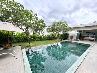 Lada A Pool villa