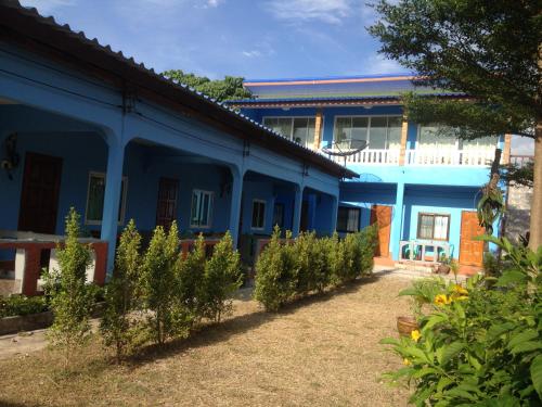 Lanta Blue House