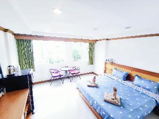 Lanting House / King Bed Room / 2 person/ Window2