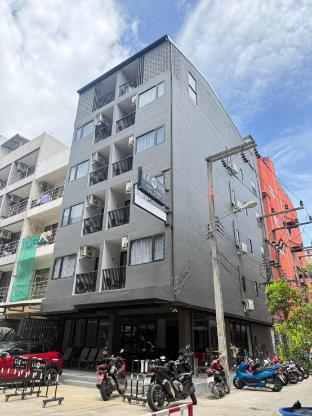 Leon&#039;s Loft House