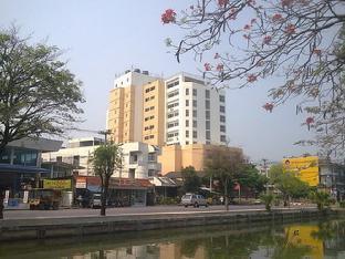 Life In Town Chiangmai