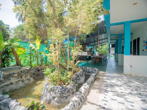 Los Patios Hostel Phuket