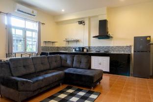 Lovely 3 B/R House Close 2 Beach (Sukjai 2)