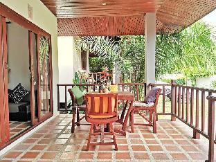 LOVELY KOHSAMUI VILLA, local town and night market