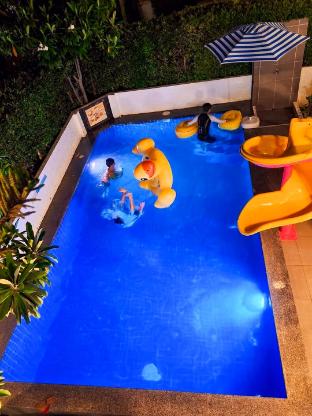 Lovely Pool Villa Huahin  4 Bedrooms 12-20 Pax