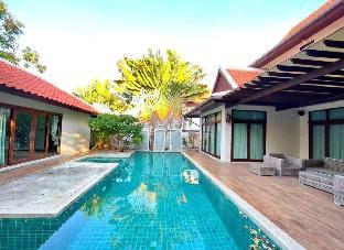 lux 6br pool villa 5min-walkingstreet
5min-walking
