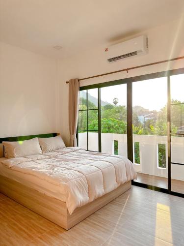 Luxsabai home