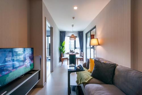 Luxurious Apartment with Train Access Bts Thonglor