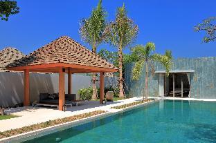 Luxury brand new villa with maid Anchan Tropicana