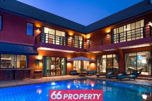 Luxury Earth Villa. Tropical Vibes, Pool Table.