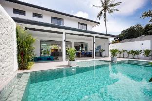 Luxury pool villa 4 bedrooms at Rawai beach, Rawai