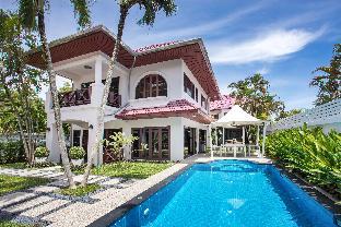 Luxury Retreat with Top Amenities, Villa Havana