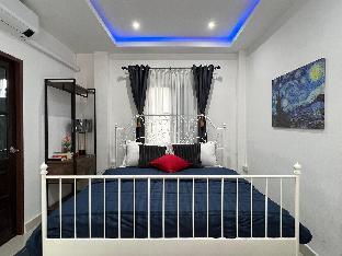 Luxury Villa Studio in Private Estate (Ground LVL)