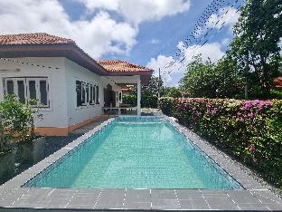 Mae Rampung Beach House V.I.P Pool Villa