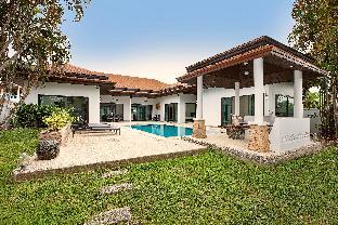 Magnificent 3BR Pool Villa White Cove