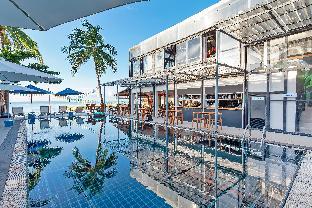 Malibu Beach Resort