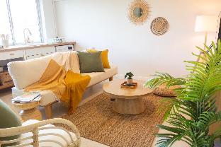 Mango Moon : Tropical Phuket