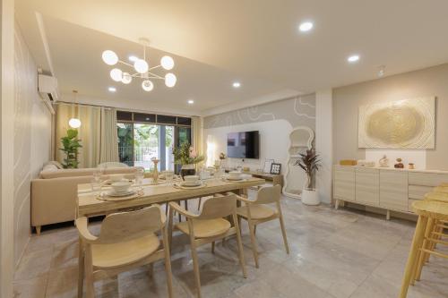 Maya Nimman Anne House