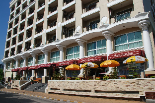 Metro Point Hotel