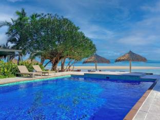 Milky Bay Resort