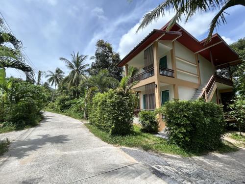 Mina House