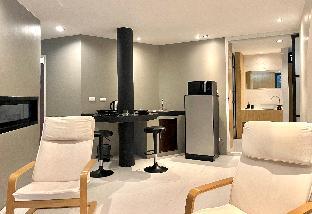 Mini home with private garage | Stacked Residence