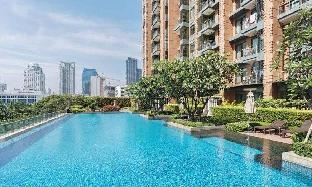 Minimal Decor 190m from MRT Petchaburi