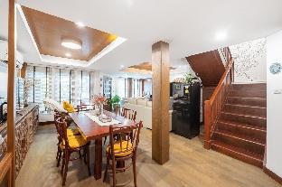 MIQ Rama9 _Villa 3Br in City/Jodd fair/MRT/65”TV