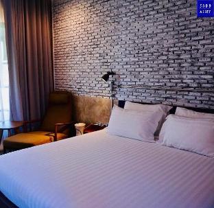 Modern 9 Bedroom Poolvilla For 27 Persons | Huahin