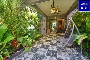 Modern Chinese fusion Style PoolVilla | Huahin