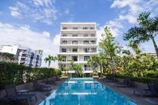 Modern Condo near the Beach (NV531)