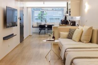 Modern Cosy Designer 2 Bedroom Ekkamai/Thonglor