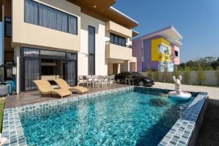 Modern Pool Villa in San Sai - 5km to CenFest